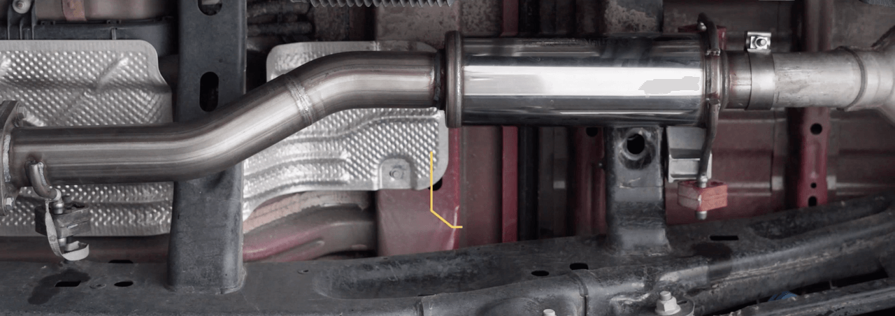 What advantages does the MagnaFlow 19433 muffler offer?